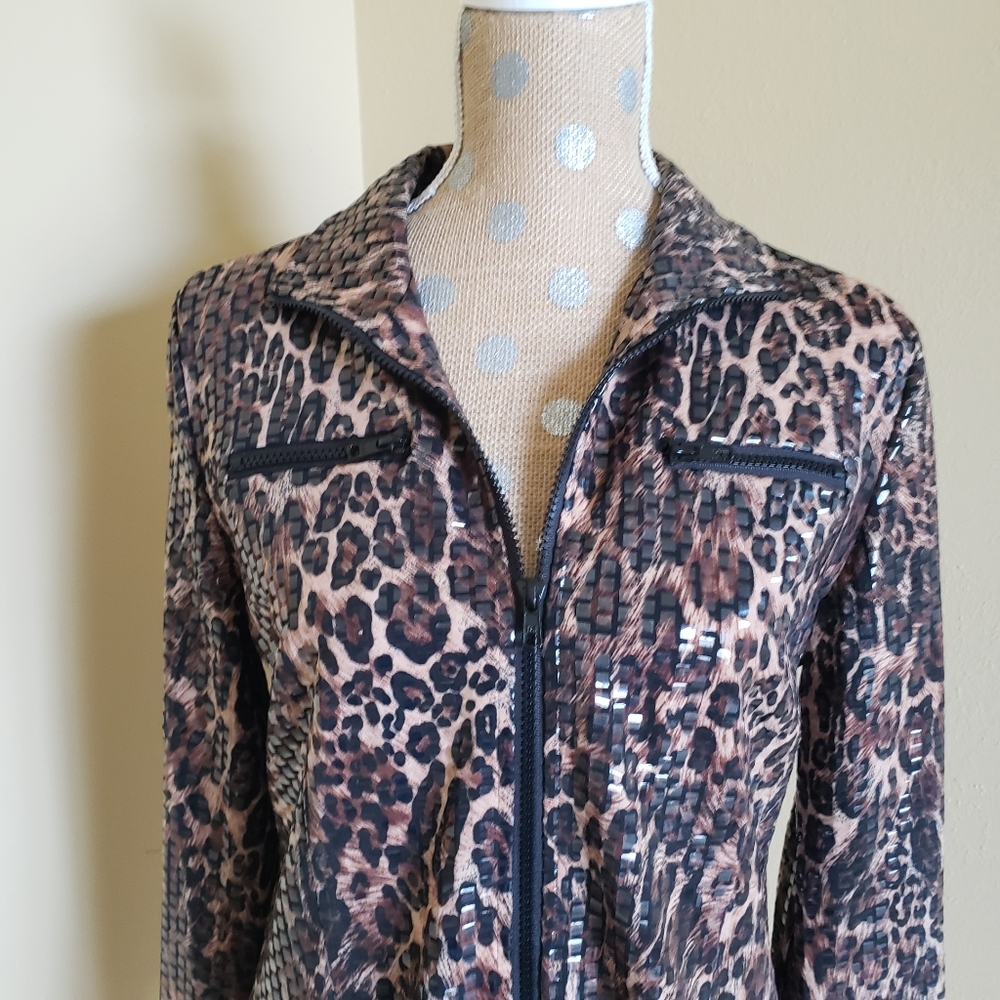 Laura Ashley leopard zip jacket medium - image 3